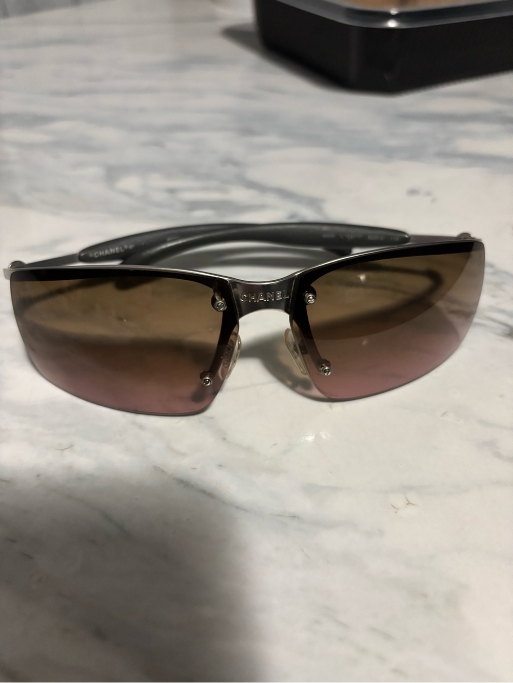 CHANEL Gradient Brown-to-Pink Rimless Women's Sunglasses